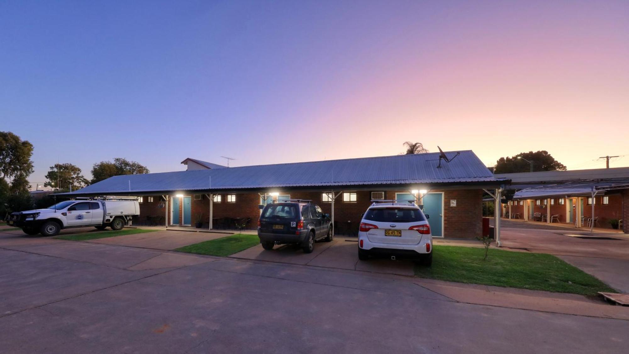 The Major Mitchell Motel Bourke Eksteriør bilde